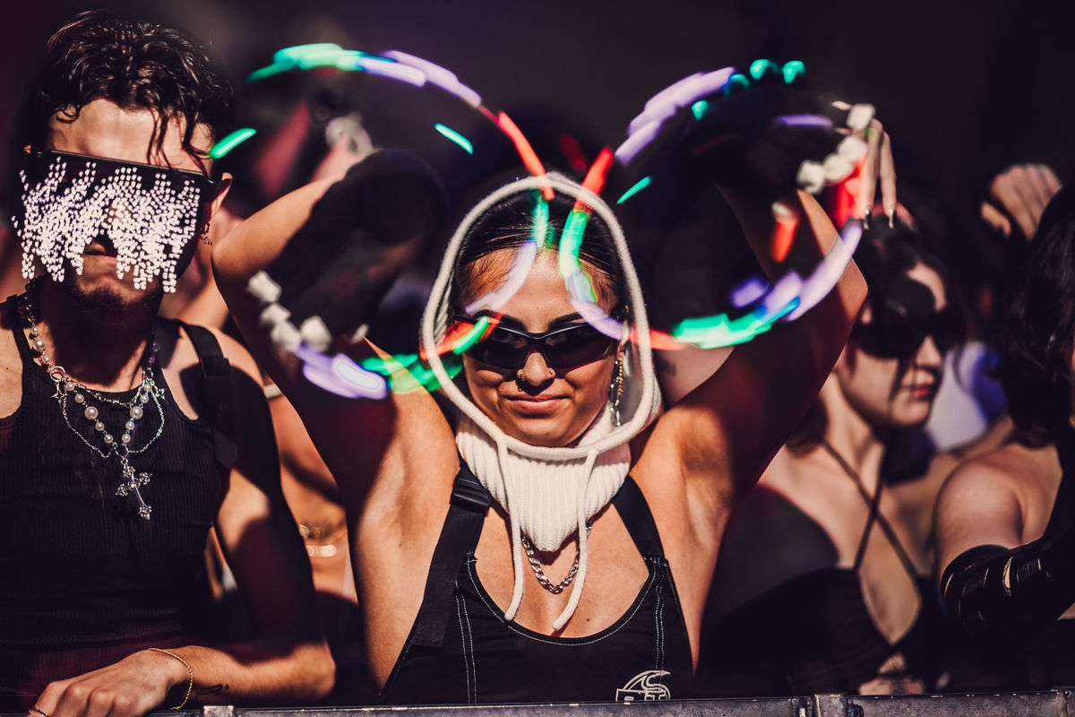 Loading... just a sec